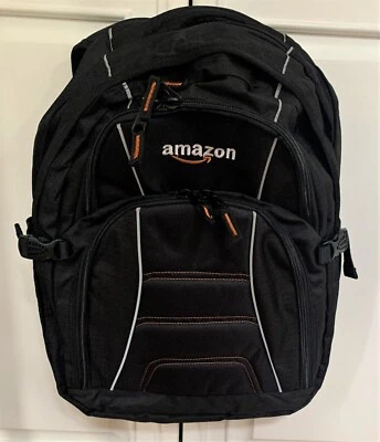 Mochila para portátil Amazon Basics - Se adapta a computadoras portátiles de hasta 17 pulgadas, negra Foto 1 de 4
