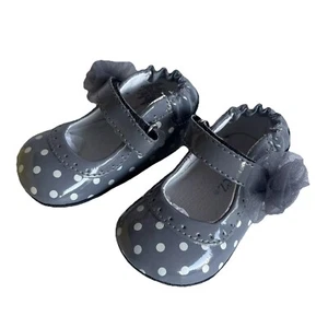 NIB Robeez Shoes Gracie Patent Leather Gray White Dots Bow Size 2 / 3-6 Mo. - Picture 1 of 7