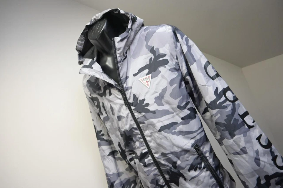 Guess Windbreaker Hoodie Jacket Gray Camo Lined Long Sleeve Mens Size Small - Image 1 of 4