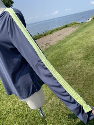 Camisa Pullover Avia Top Gris Amarillo Manga Larga Ropa Activa Mujer Talla Mediana 8-10 Foto 1 de 4