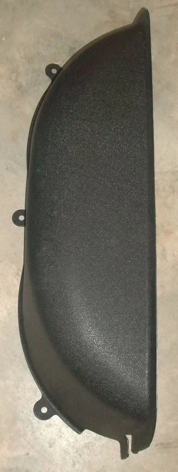 Alfombrilla trasera cubierta lateral, derecha - F2UZ-1513042-AAJ - Ford E-150/E-250/E-350 Foto 1 de 1