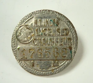 Chauffeur Pinback Badge Vintage 1950 Illinois Licensed Chicago Green Duck - Picture 1 of 3