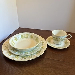 Nikko China Supreme Laurel 5 Pc Place Setting Japan Yellow Flowers Mustard Seeds - Picture 1 of 20