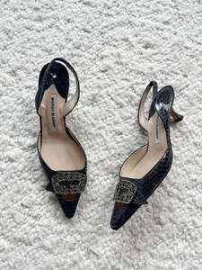 Décolleté Manolo Blahnik pitone slingback impreziosite in pelle nera taglia 37,5 - Foto 1 di 4