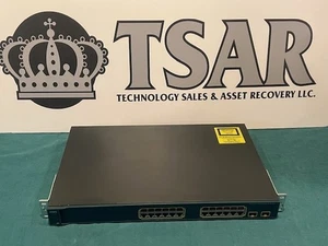 Cisco WS-C3560-24PS-S switch PoE 24 porte 10/100 con supporti rack - Foto 1 di 11