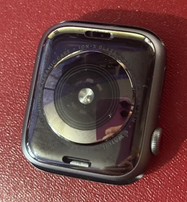 Apple Watch Series 4 (42mm Space Grey Aluminium/Ceramic) - APPLE DEMO UNIT! - Image 1 of 2