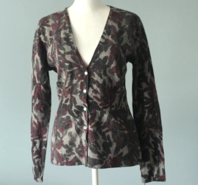 Suéter Sarah Spencer Cuello en V Lana de Cordero Angora Floral Gris Púrpura Cárdigan Hada Foto 1 de 4