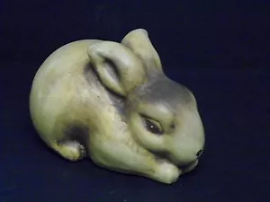Estatuilla de conejo de colección. Cerámica teñida 5" de alto 7,5' de largo excelente de colección Estado. - Imagen 1 de 6