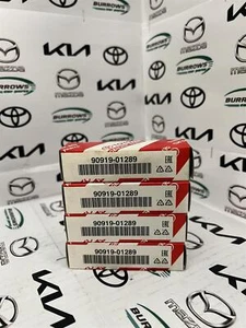 Genuine Toyota Iridium Spark Plug X 4 Corolla RAV4 C-HR FC16HR-Q8 90919-01289 - Picture 1 of 3
