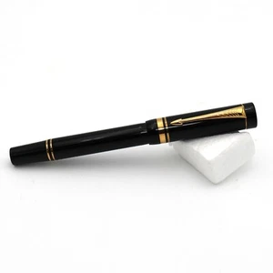 Parker Duofold International Black Fountain Pen w/ 18K Gold (M) Nib N.O.S. - Picture 1 of 6