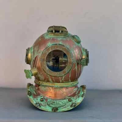 Antiguo casco de buceo verde | Réplica de buceo marino Mark V de la Marina de los Estados Unidos con regalo gratis Foto 1 de 4