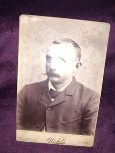 Antique CABINET CARD PHOTOGRAPH, Man's portrait, by Nichols, Clinton Iowa - Picture 1 of 3