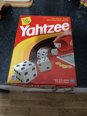Vintage Yahtzee Original Dice Game MB Games 1998 (8+) Complete LOVELY Condition - Image 1 of 4