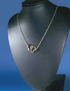 Marysia Designs Gold Doppel Herz Kristall Strass Halskette Anhänger Neu  - Bild 1 von 2