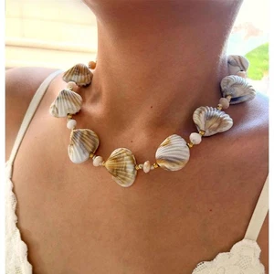 Women’s Gold Shell Choker Necklace Statement Beach Boho Holiday Jewellery Gift - Picture 1 of 9