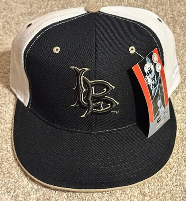 Sombrero Long Beach California “The Original” Coliseo Bordado Ajustado 7 1/4 ¡NUEVO! Foto 1 de 4