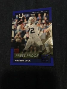 ANDREW LUCK 2017 DONRUSS BLU PROVA DI STAMPA SOLO VENDITA AL DETTAGLIO - Foto 1 di 1