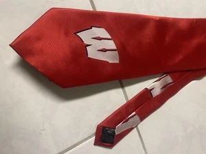 Grateful Red Wisconsin Badgers Neck Tie W Sheen Silk New Suit Formal Wear - Picture 1 of 3