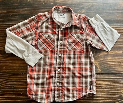 Camisa de vestir formal informal a cuadros multicolor Oshkosh B’gosh para niños. Talla 6 Foto 1 de 4