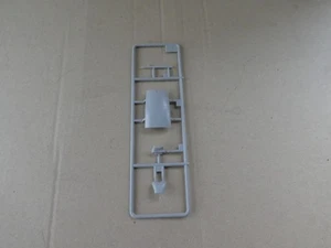 TRUMPETER HURRICANE MK11c 02415 SPRUE R TOP ARIEL 1/24 SCALE - Picture 1 of 3