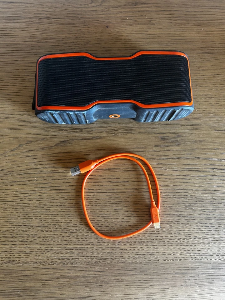 Altavoz portátil inalámbrico Bluetooth AOMAIS Sport II impermeable graves ricos Foto 1 de 1