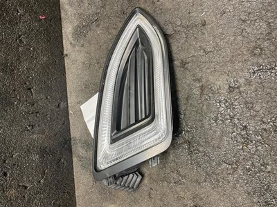 Passenger Corner/Park Light Daytime Running Lamps Fits 15-18 EDGE 2010201 - Image 1 of 4