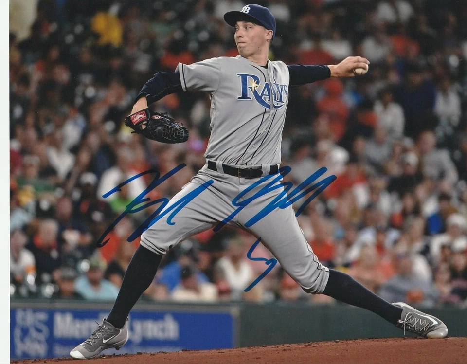BLAKE SNELL TAMPA BAY RAYS AUTOGRAPHED 8X10 PHOTO - MLB CY YOUNG - Image 1 of 1