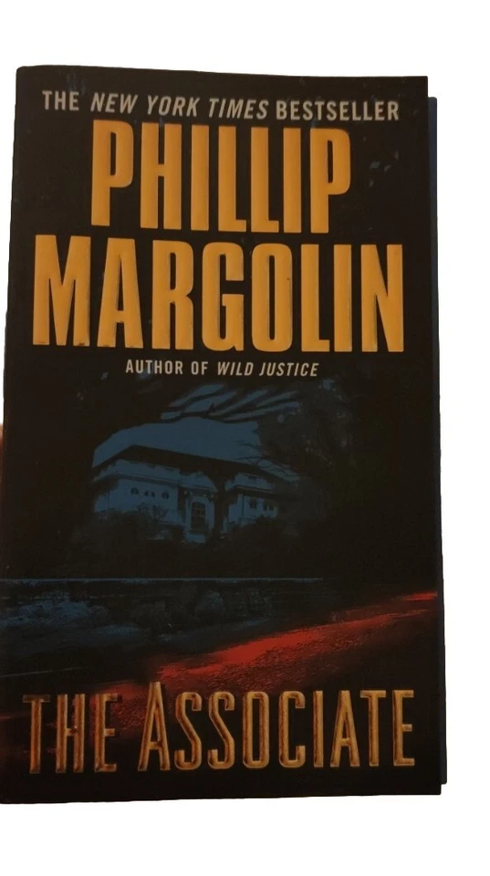 The Associate by Phillip Margolin (2002) Foto 1 de 1