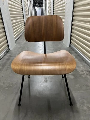 1 (One) Walnut Eames DCM Chair! Recent Vtg #1 - Image 1 of 4
