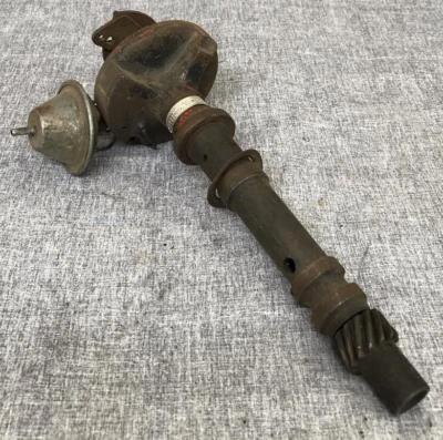 1965 Chevrolet Chevelle Nova Impala Malibu Distribuidor Usado 1111015 5B8 Data - Imagem 1 de 4