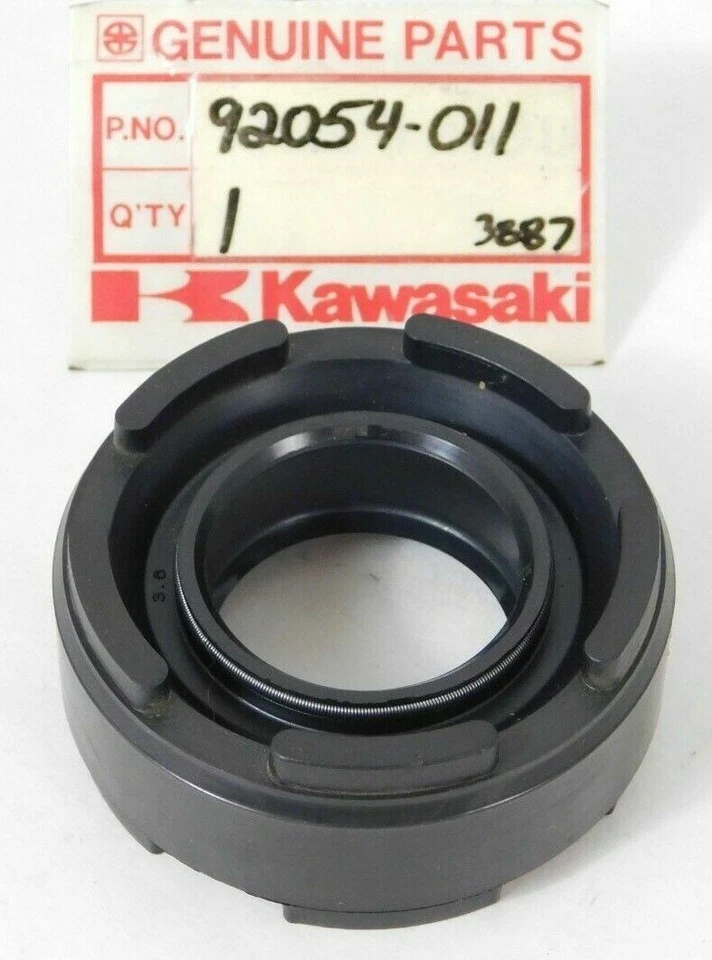 Nuevo de Lote Antiguo 1972-1979 Kawasaki S2 350 cigüeñal sello de aceite S1 S3 KH OEM 92054-011 Foto 1 de 4
