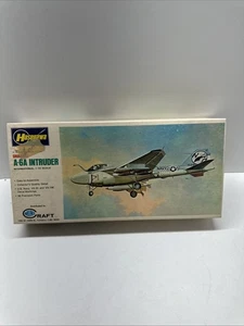 Hasegawa 1/72 Scale Grumman A-6A Intruder US Navy Attack Plane Model Kit JS-023 - Bild 1 von 18