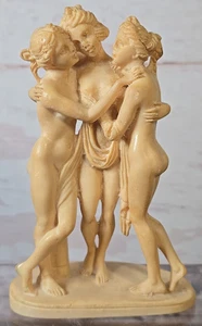 Vintage drei Grazien Alabaster Skulptur A. Santini gestempelt Italien detailliert 5,25" - Bild 1 von 12