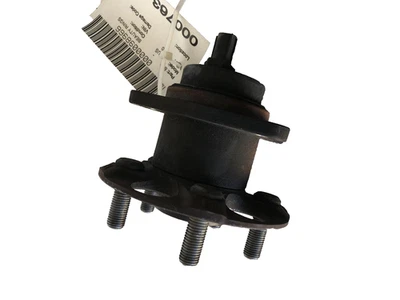 Conjunto de cojinete y buje de rueda trasera Toyota Prius 2010-2015 lado derecho del pasajero Foto 1 de 4