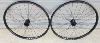 27.5" WTB KOM Trail i30 TCS DT Swiss 370 hubs thru axle 15x100 12x142 HG - Image 1 of 4