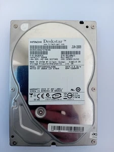 Hitachi DeskStar 320GB 3.5" SATA 3G 7.2K HDD HDP725032GLA380 - Picture 1 of 3