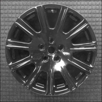 Llanta Maserati Quattroporte 18 pulgadas pintada OEM 2004 Foto 1 de 1