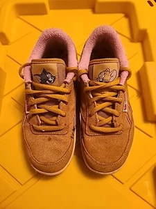 Size 1 Reebok Club C Revenge Low  Tom & Jerry Brown Shoes Sneakers  - Picture 1 of 9