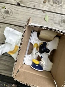 Danbury Mint New York Yankees Disney Mickey Mouse Pitcher Box COA - Picture 1 of 1