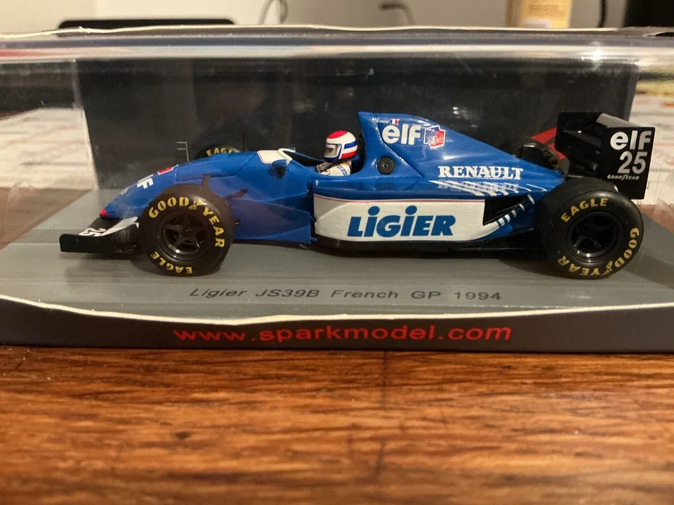 Ligier Js39b Eric Bernard 1994 Spark 1/43 - Photo 1/4