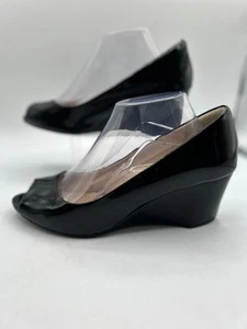 Cole Haan Wedge Pump Heel Women's Sz 8.5M Black Patent Leather Peep Toe Slip-On - Picture 1 of 7