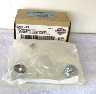 Juego de cubierta de perno de pinza de freno trasero Harley Davidson nuevo OEM # 40959-05 Foto 1 de 4