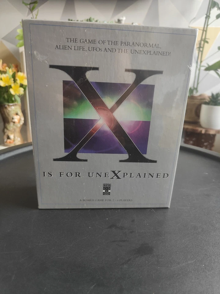 X Is for The Unexplained Board Game Age 14 Lagoon 1997 Complete