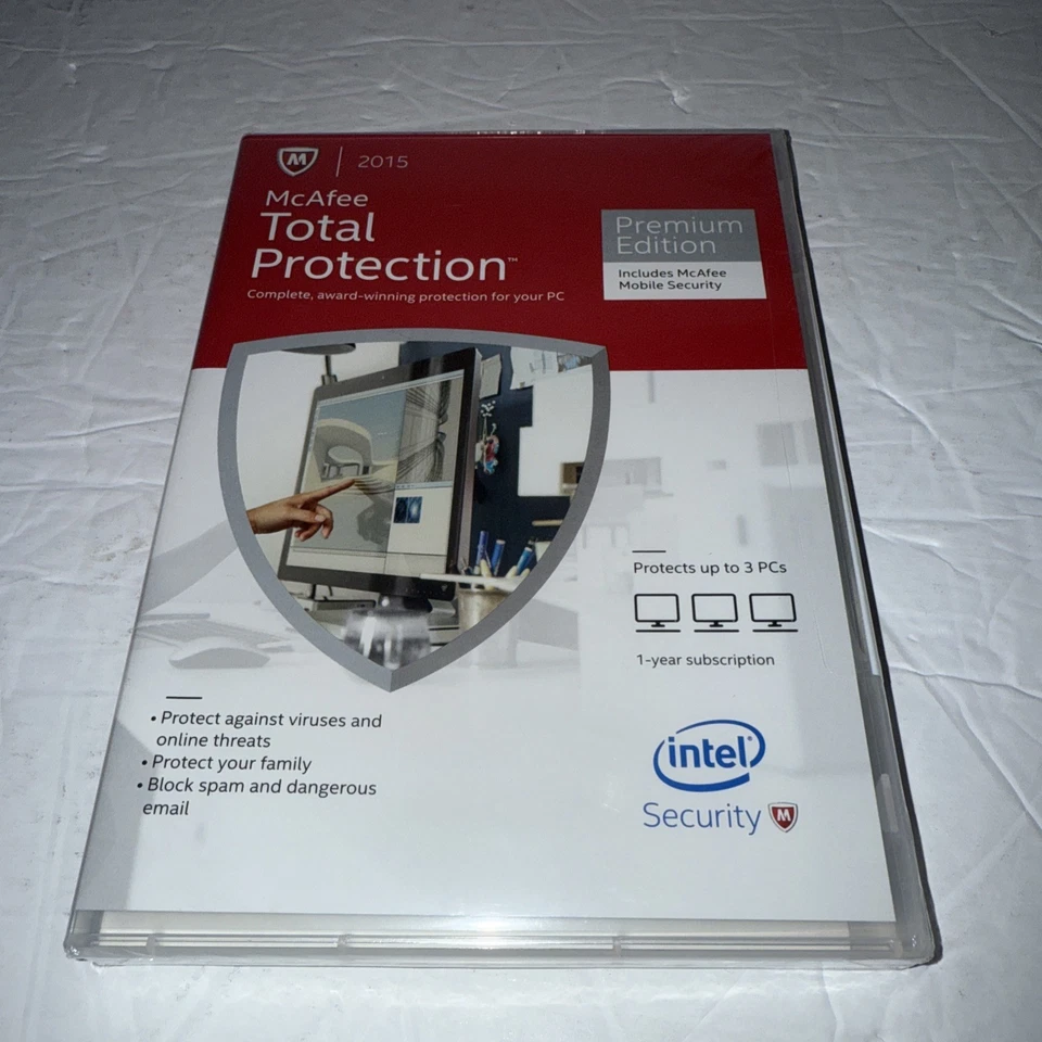McAfee Total Protection Premium Edition 2015 Case and Disk Sealed. 3 PCs FreeSnH - Image 1 of 4