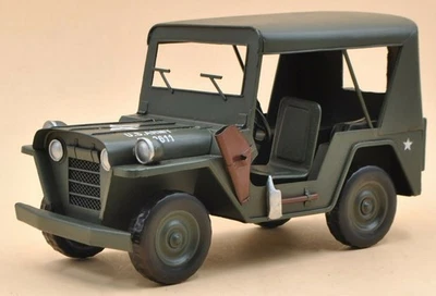 Modelo militar vintage de la Segunda Guerra Mundial hecho a mano en Estados Unidos modelo de coche de metal de hojalata Willys Jeep Foto 1 de 2