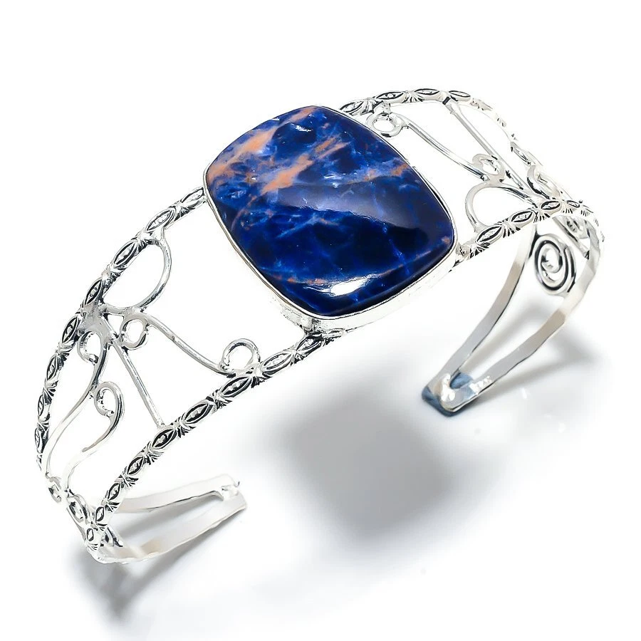 Браслет-манжета из серебра 925 пробы ручной работы с оранжевым содалитом регулируемый R-5137 - Изображение 1 из 1