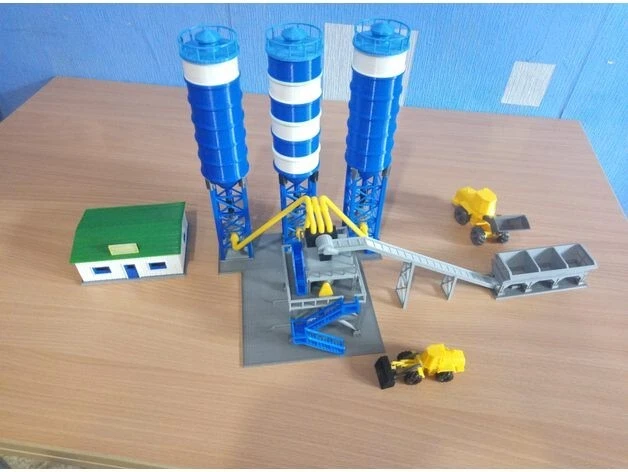 Fábrica de hormigón impresa en 3D, escala HO Foto 1 de 3