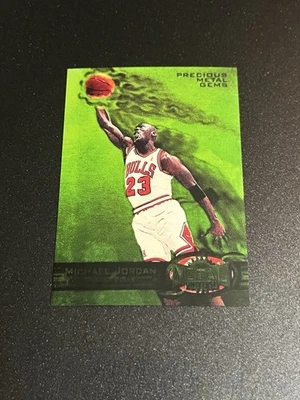 1997 Metal Universe pedras preciosas de metal verde Michael Jordan reimpressão linda - Imagem 1 de 2
