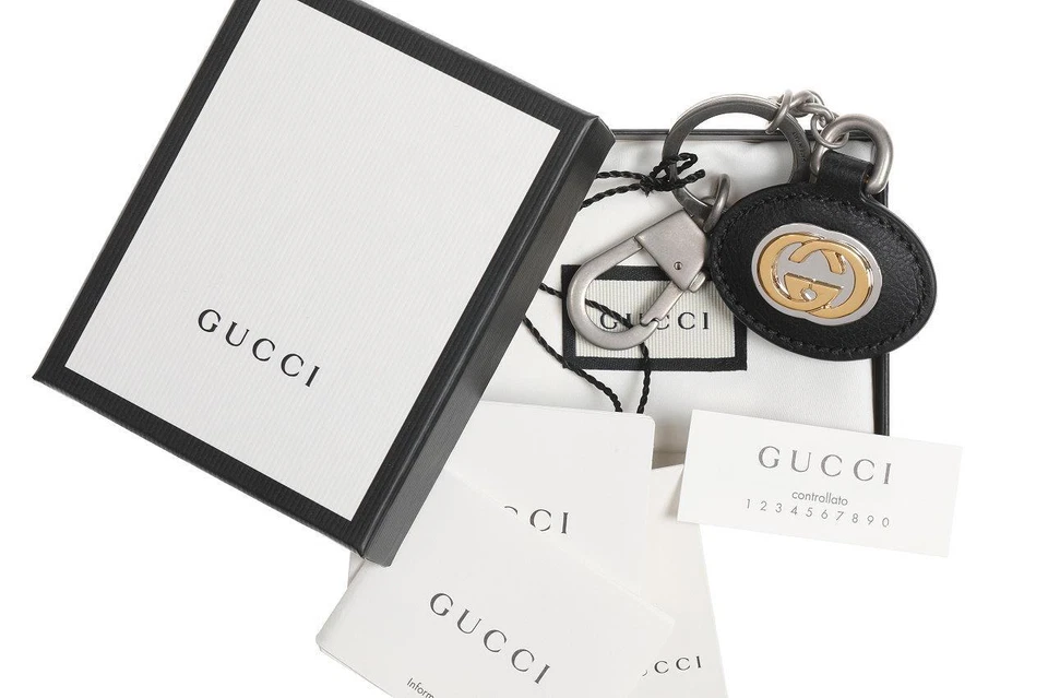 NEW GUCCI LUXURY INTERLOCKING GG LOGO KEYCHAIN KEY RING W/BOX - Image 1 of 3