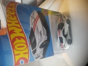 Ford GT #240 2024 Hot Wheels '17 nuevo G5 - Imagen 1 de 14